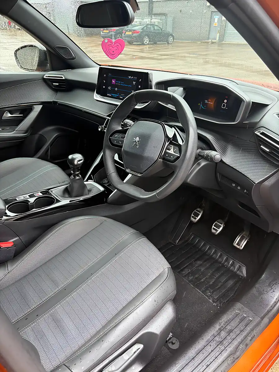 Used 2023 Peugeot 2008 Allure Premium Orange - Interior and Exterior details 12