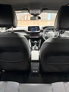 Used 2023 Peugeot 2008 Allure Premium Orange - Interior and Exterior details 8