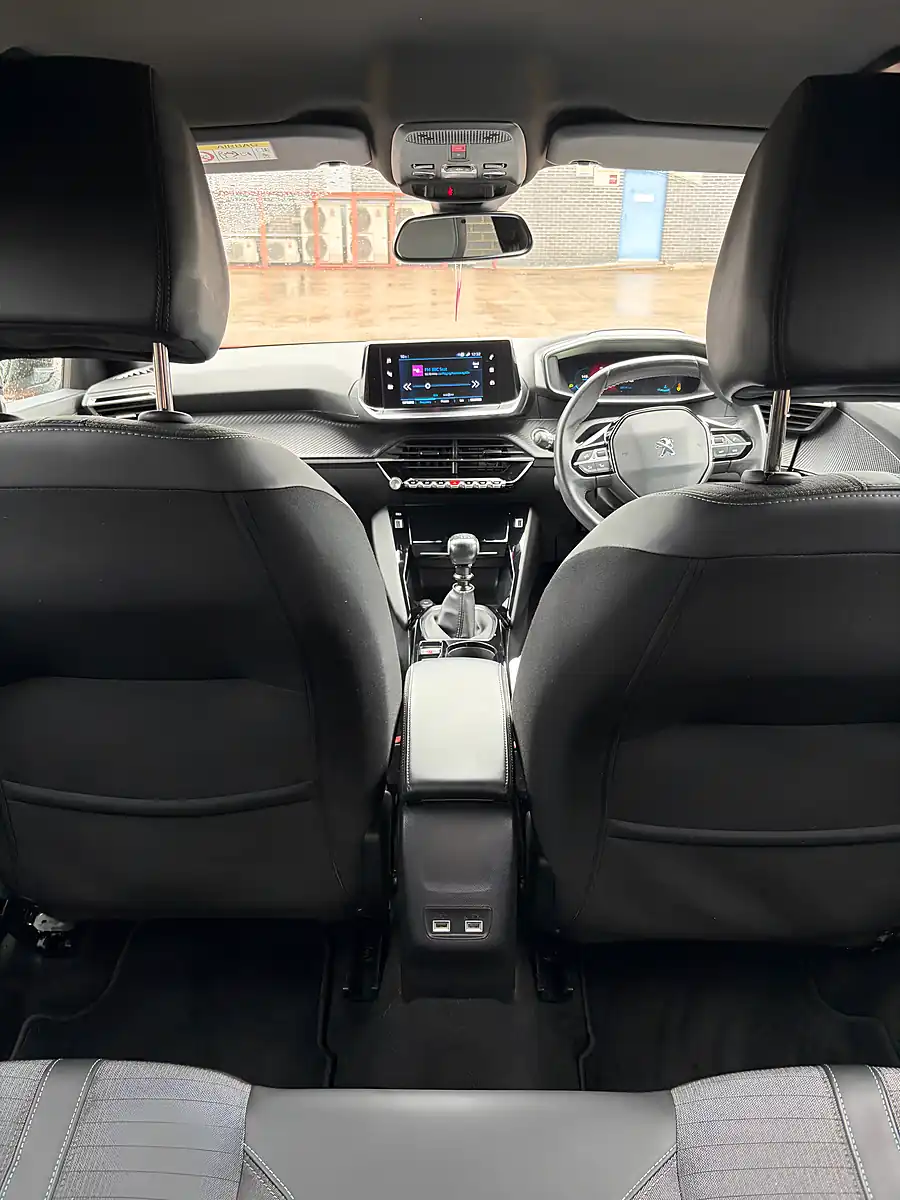 Used 2023 Peugeot 2008 Allure Premium Orange - Interior and Exterior details 8