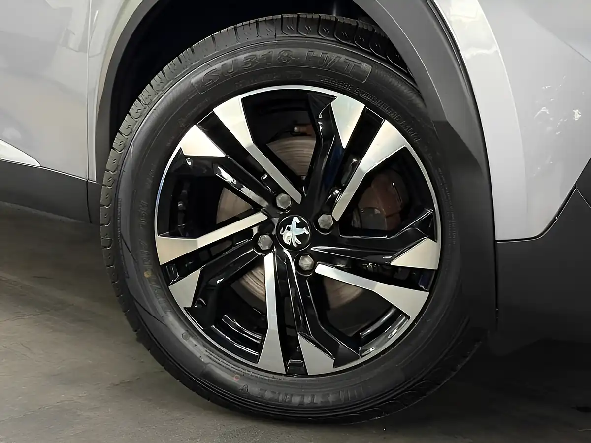 Used 2023 Peugeot 2008 GT Grey - Interior and Exterior details 6