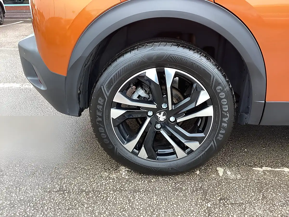 Used 2023 Peugeot 2008 GT Orange Fusion - Interior and Exterior details 14