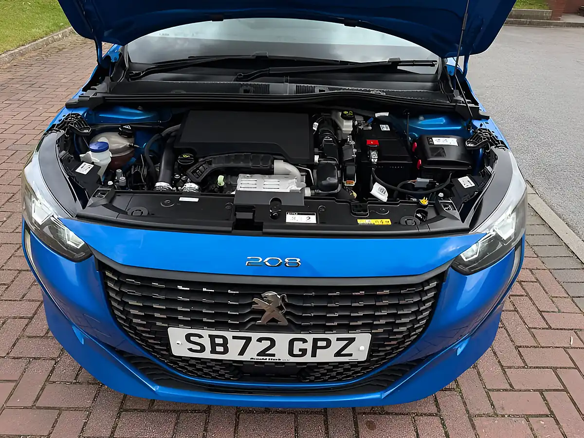 Used 2023 Peugeot 208 Allure Premium Blue - Interior and Exterior details 18