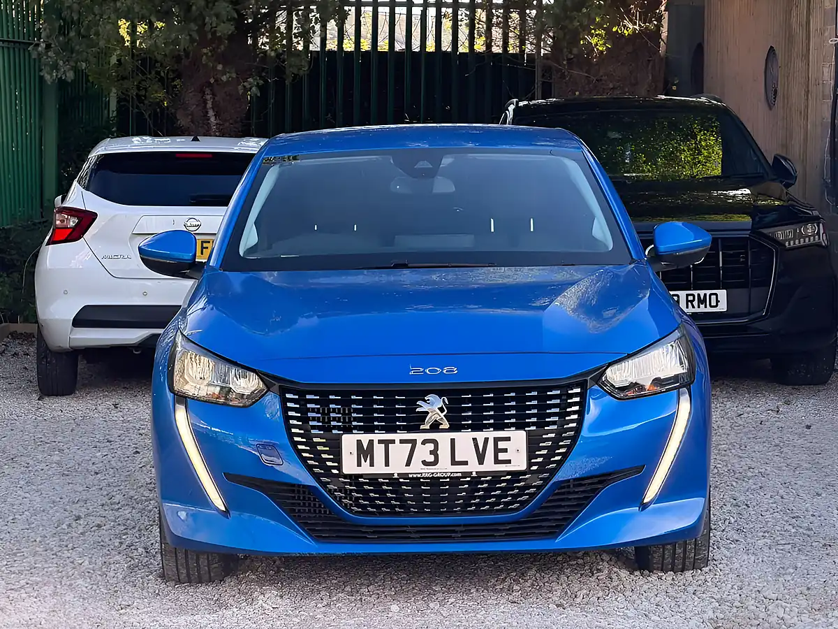 Used 2023 Peugeot 208 Allure Premium + Blue - Interior and Exterior details 2