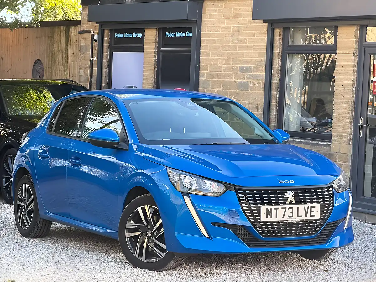 Used 2023 Peugeot 208 Allure Premium + Blue - Interior and Exterior details 3