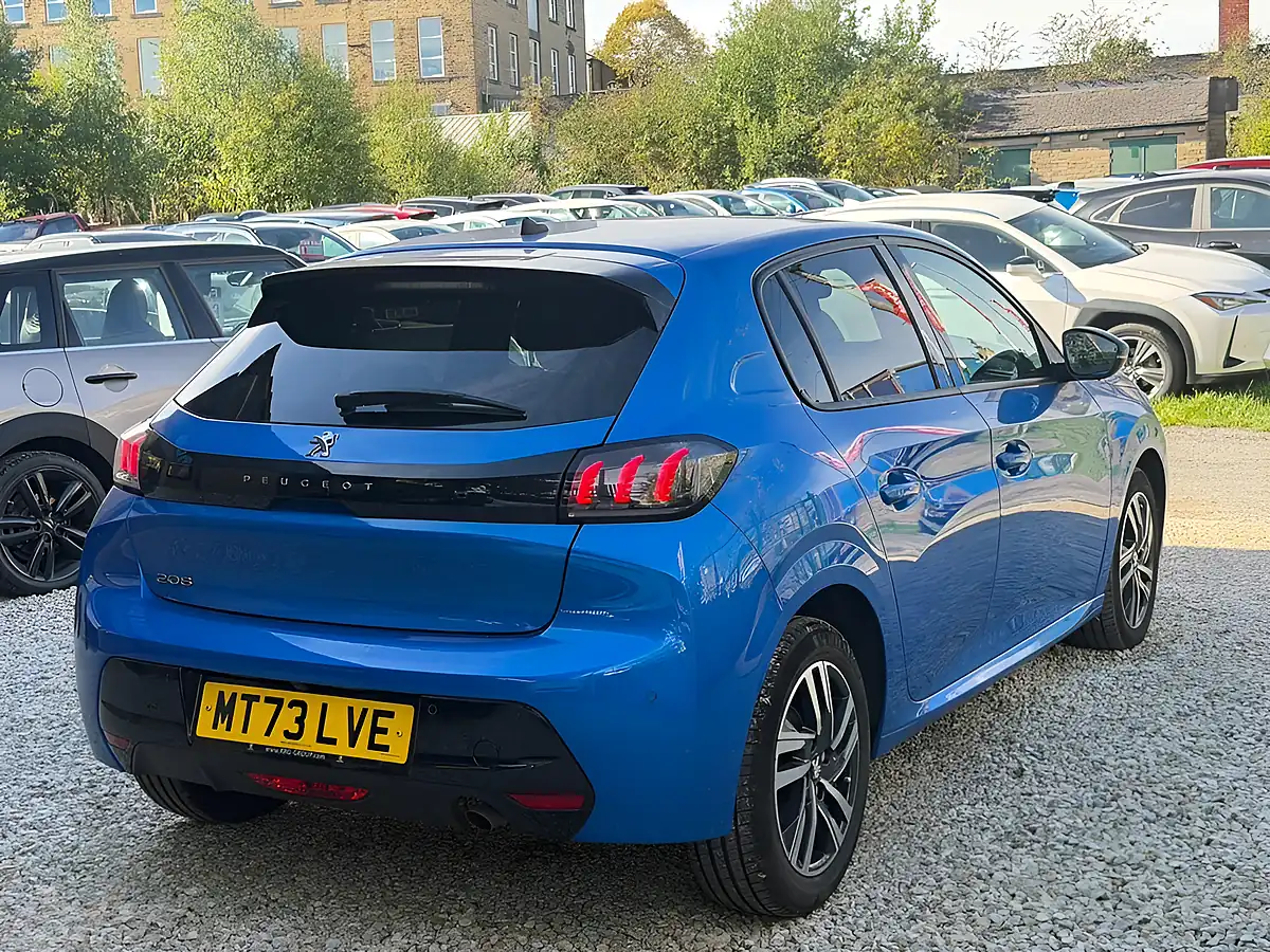 Used 2023 Peugeot 208 Allure Premium + Blue - Interior and Exterior details 5