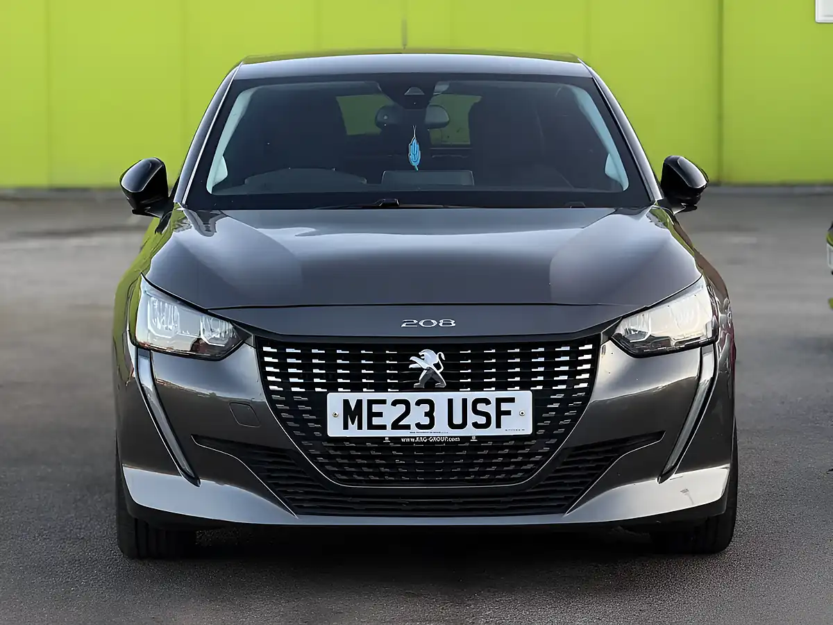 Used 2023 Peugeot 208 Allure Premium Cumulus Grey - Interior and Exterior details 3