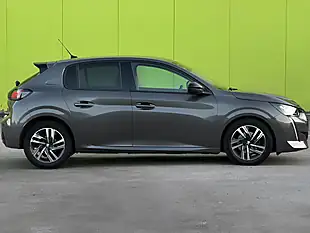 Used 2023 Peugeot 208 Allure Premium Cumulus Grey - Interior and Exterior details 7