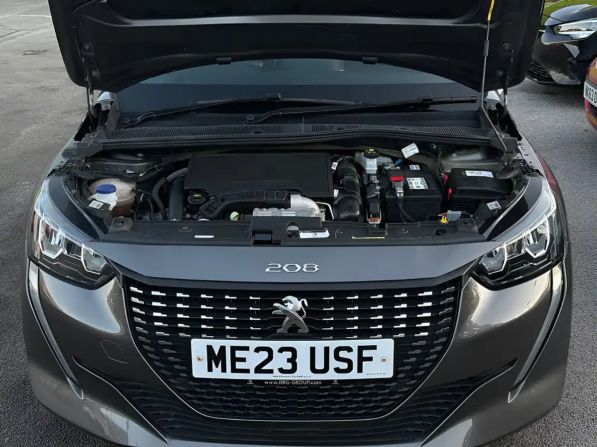 Used 2023 Peugeot 208 Allure Premium Cumulus Grey - Interior and Exterior details 9
