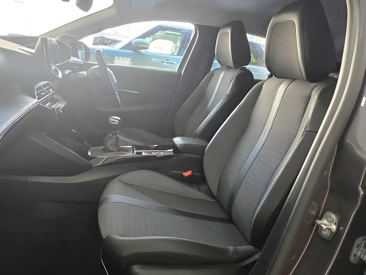 Used 2023 Peugeot 208 Allure Premium + Grey - Interior and Exterior details 14