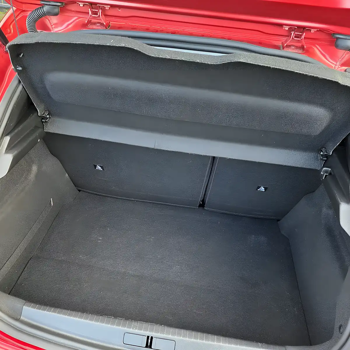 Used 2023 Peugeot 208 Allure Premium Plus Blazing Red Metallic - Interior and Exterior details 12