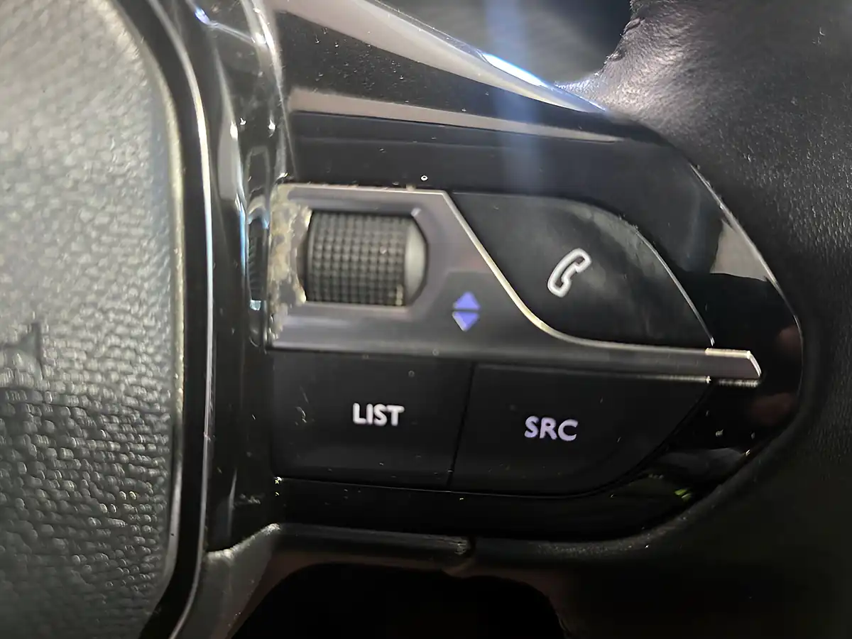 Used 2023 Peugeot 208 Allure Premium + Yellow - Interior and Exterior details 12