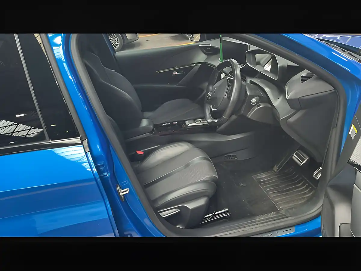 Used 2023 Peugeot 208 GT Vertigo Blue - Interior and Exterior details 10