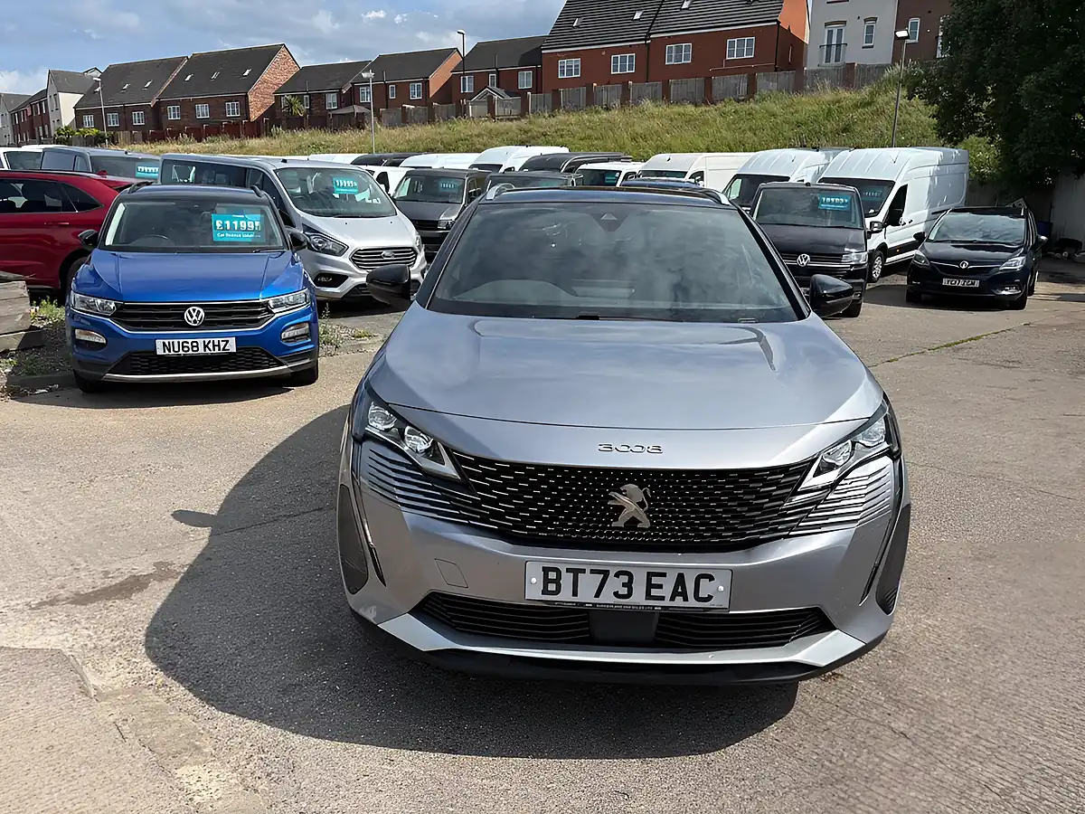 Used 2023 Peugeot 3008 GT Grey - Interior and Exterior details 2