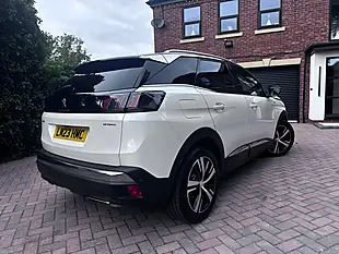 Used 2023 Peugeot 3008 GT Pearlescent White - Interior and Exterior details 7