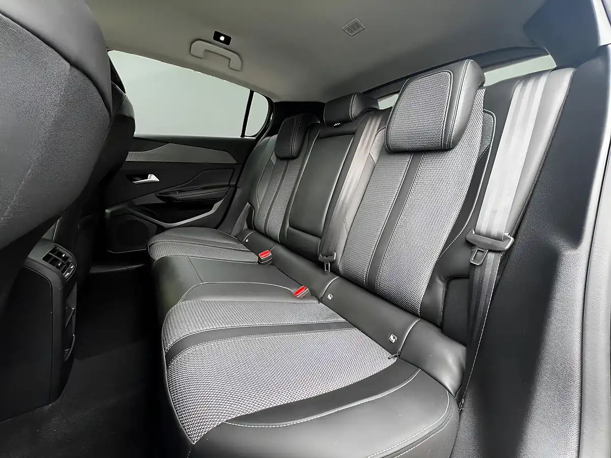 Used 2023 Peugeot 308 Allure Black - Interior and Exterior details 14