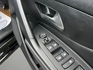 Used 2023 Peugeot 308 Allure Black - Interior and Exterior details 15