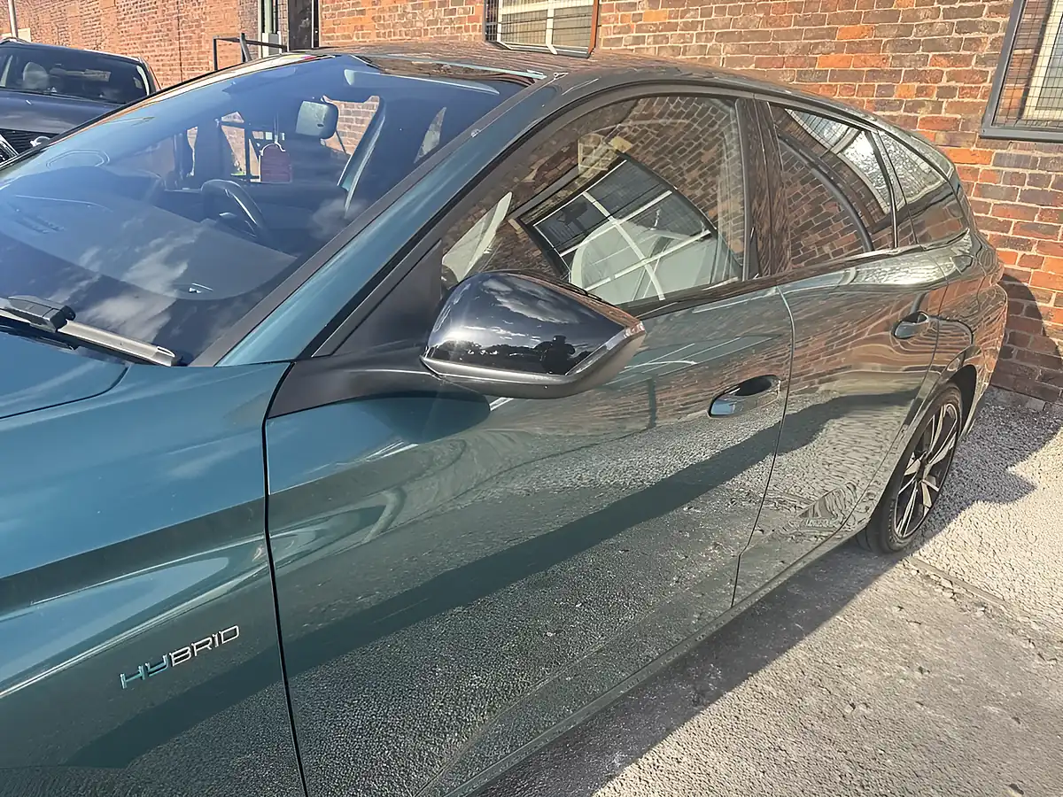 Used 2023 Peugeot 308 Sw Allure Blue - Interior and Exterior details 11