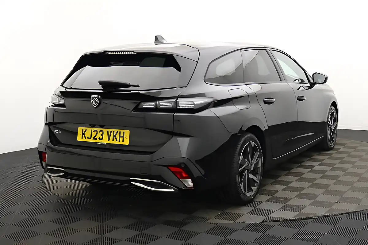 Used 2023 Peugeot 308 Sw Allure Premium Black - Interior and Exterior details 3