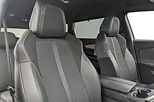 Used 2023 Peugeot 5008 GT Line White - Interior and Exterior details 13