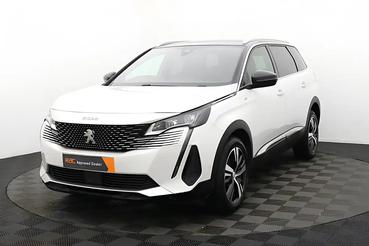 Used 2023 Peugeot 5008 GT Line White - Interior and Exterior details 7
