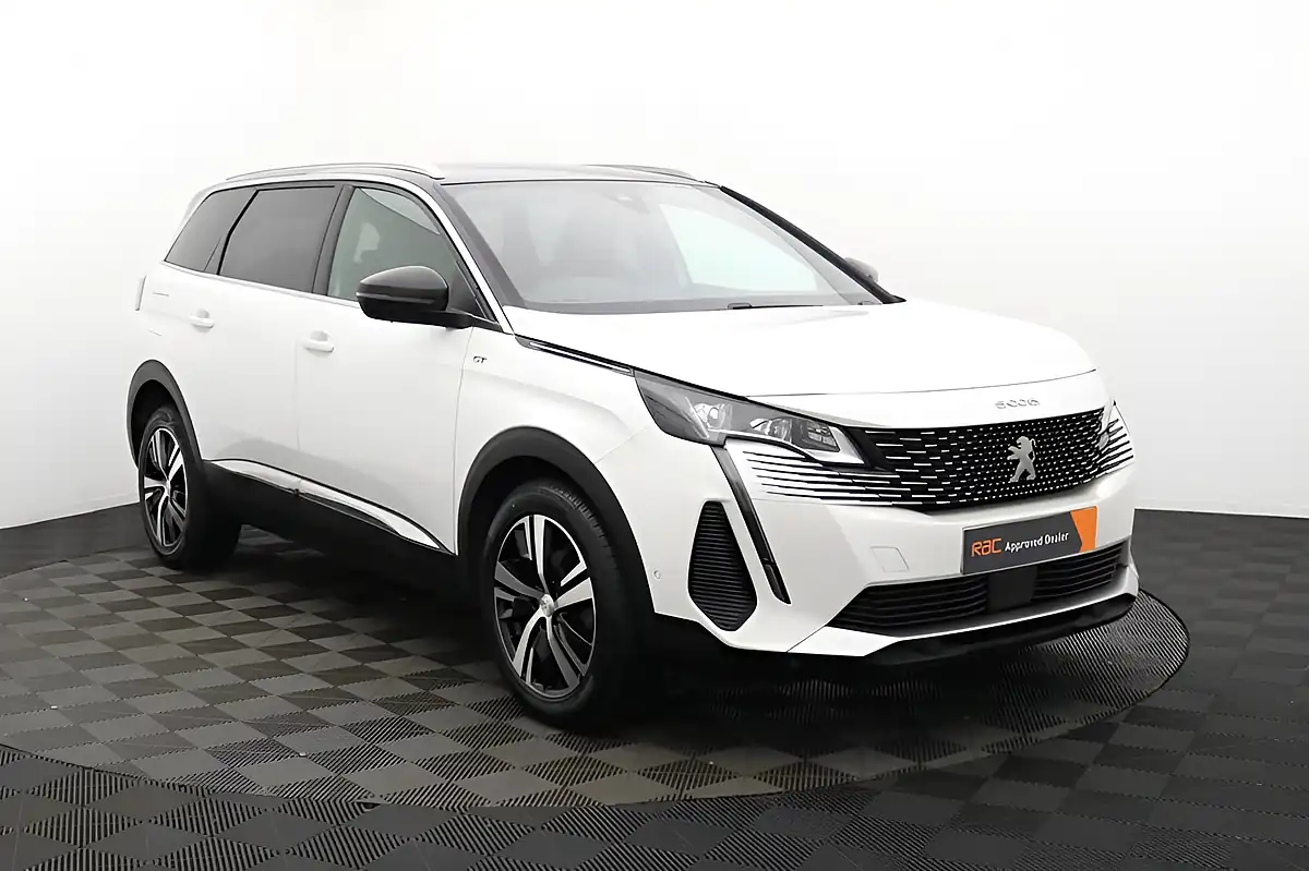 Used 2023 Peugeot 5008 GT Line White - Interior and Exterior details 9