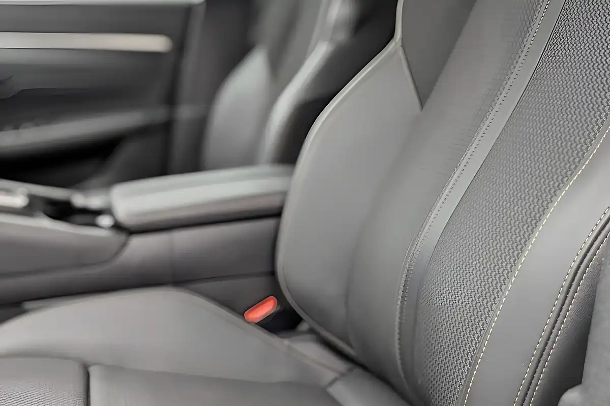 Used 2023 Peugeot 508 GT White - Interior and Exterior details 13