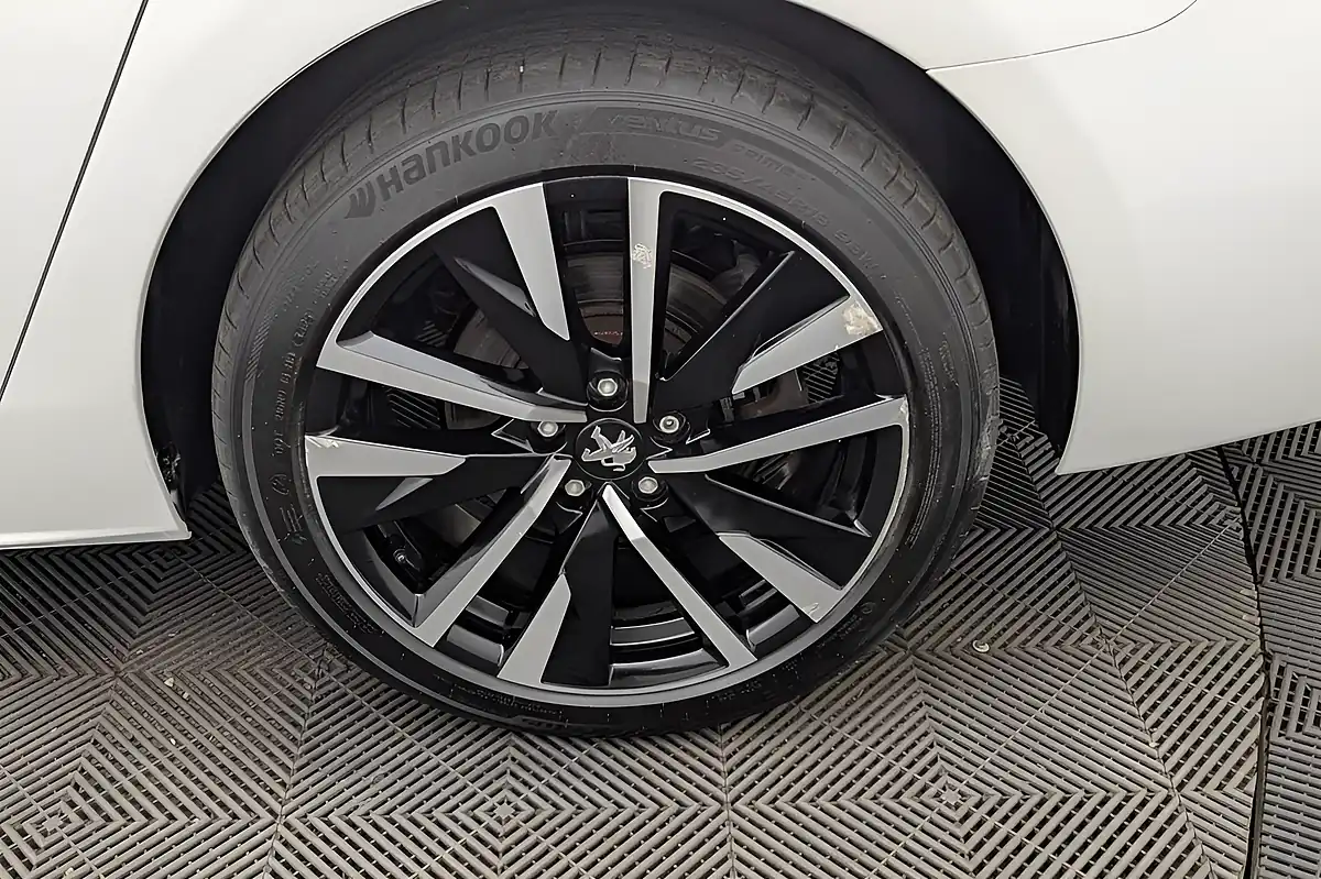 Used 2023 Peugeot 508 GT White - Interior and Exterior details 20