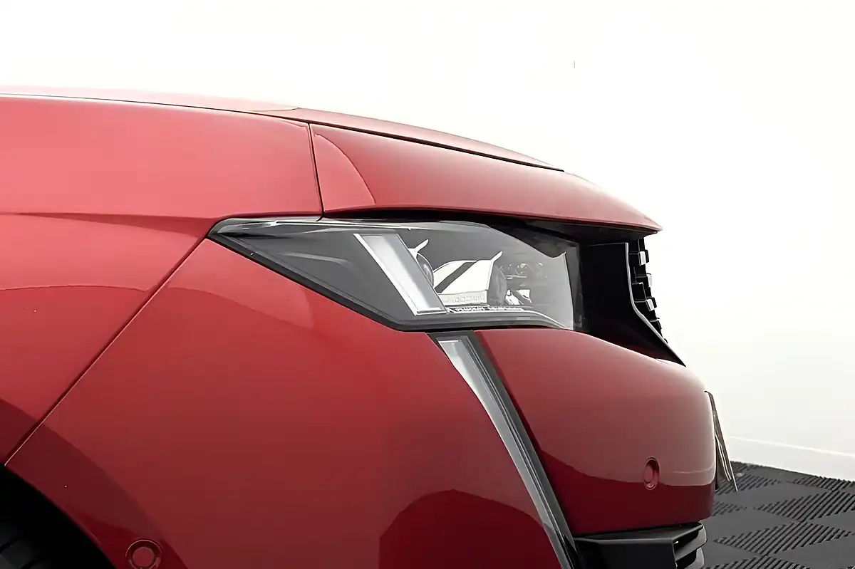 Used 2023 Peugeot 508 Sw GT Red - Interior and Exterior details 16