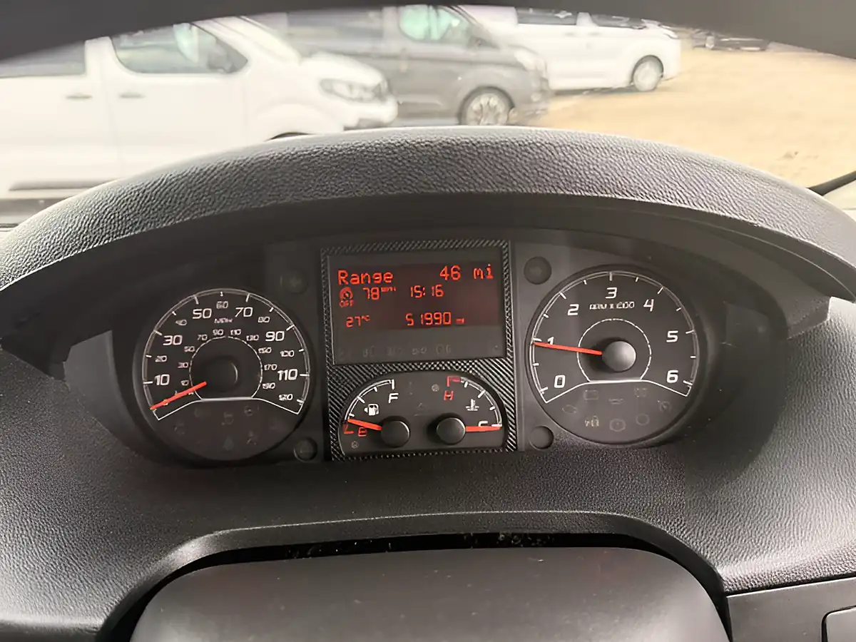 Used 2023 Peugeot Boxer 335 335 4.5 Meter Lwb Low Loader Luton White - Interior and Exterior details 19