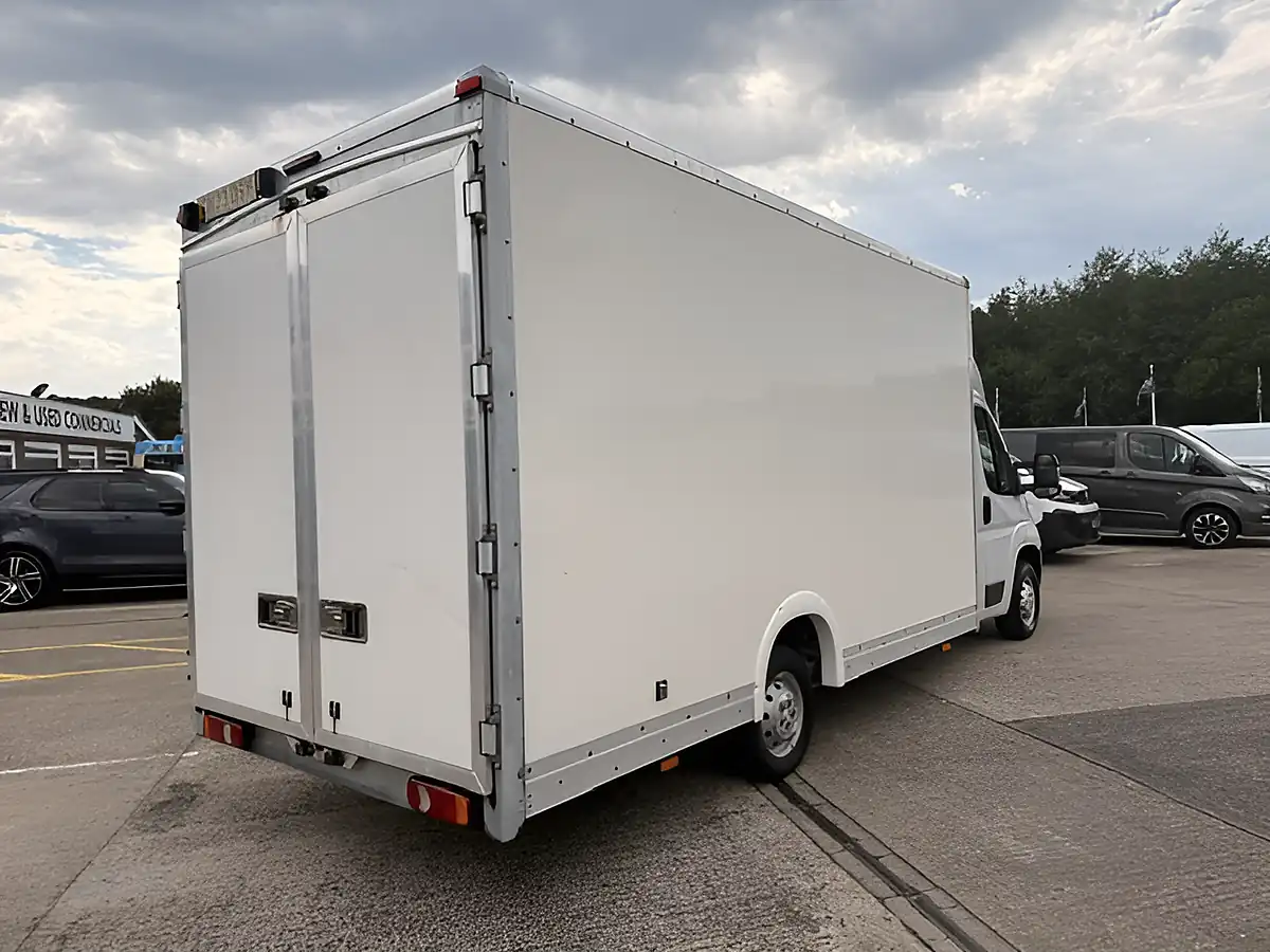 Used 2023 Peugeot Boxer 335 335 4.5 Meter Lwb Low Loader Luton White - Interior and Exterior details 3