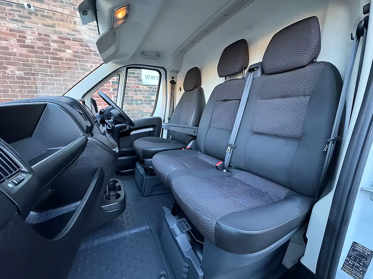 Used 2023 Peugeot Boxer 335 Professional Prem+ L3H2 White - Interior and Exterior details 13