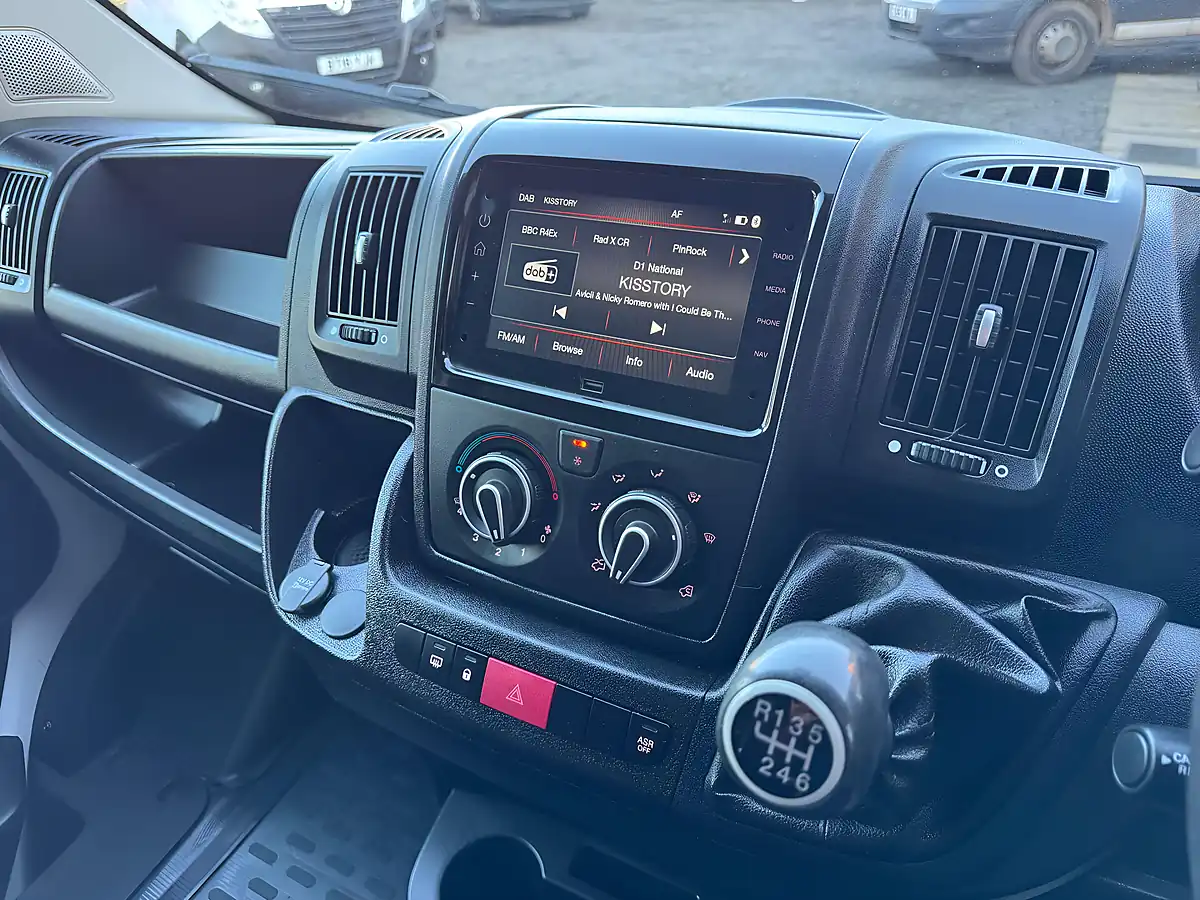 Used 2023 Peugeot Boxer 335 Professional Prem+ L3H2 White - Interior and Exterior details 17