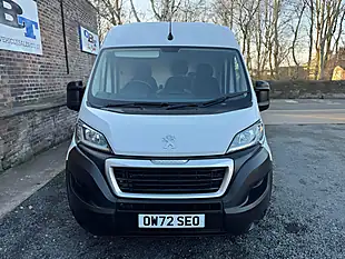 Used 2023 Peugeot Boxer 335 Professional Prem+ L3H2 White - Interior and Exterior details 8