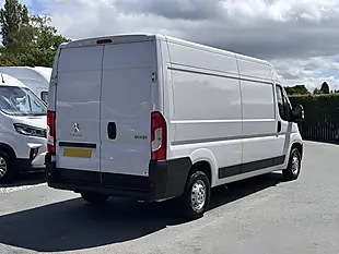 Used 2023 Peugeot Boxer 335 Professional Premium + L3H2 Ice White - Interior and Exterior details 11