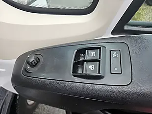 Used 2023 Peugeot Boxer 335 Professional Premium + L3H2 Ice White - Interior and Exterior details 18