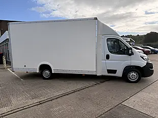 Used 2023 Peugeot Boxer 335 Professional Premium Plus White - Interior and Exterior details 3
