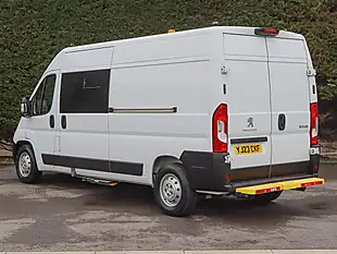 Used 2023 Peugeot Boxer 335 Professional White - Interior and Exterior details 13