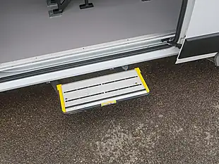 Used 2023 Peugeot Boxer 335 Professional White - Interior and Exterior details 20
