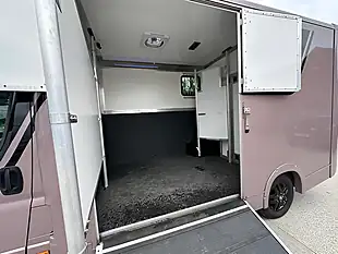 Used 2023 Peugeot Boxer 435 Pro Stallion Partition Horsebox White - Interior and Exterior details 8