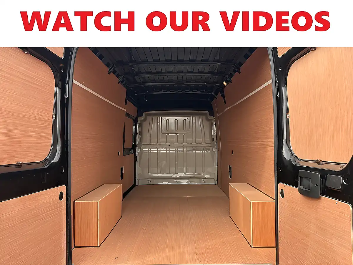Used 2023 Peugeot Boxer Professional Premium Graphite Grey - Interior and Exterior details 3
