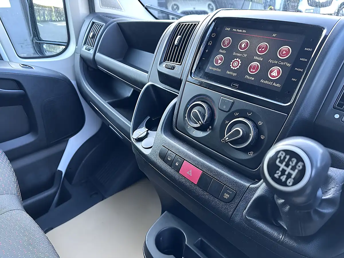 Used 2023 Peugeot Boxer Professional Premium Ice White - Interior and Exterior details 11
