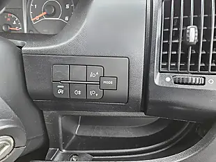 Used 2023 Peugeot Boxer Professional Premium Ice White - Interior and Exterior details 19