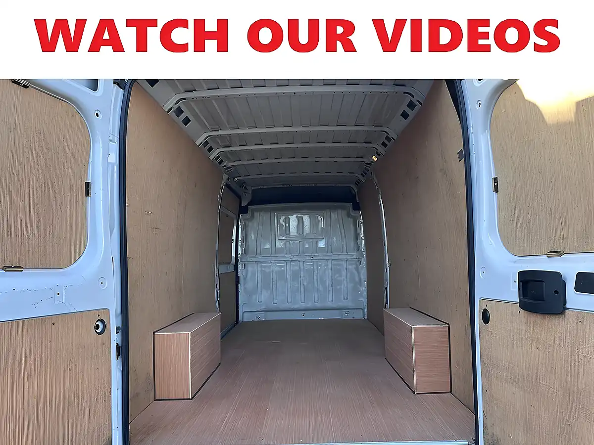 Used 2023 Peugeot Boxer Professional Premium Ice White - Interior and Exterior details 3
