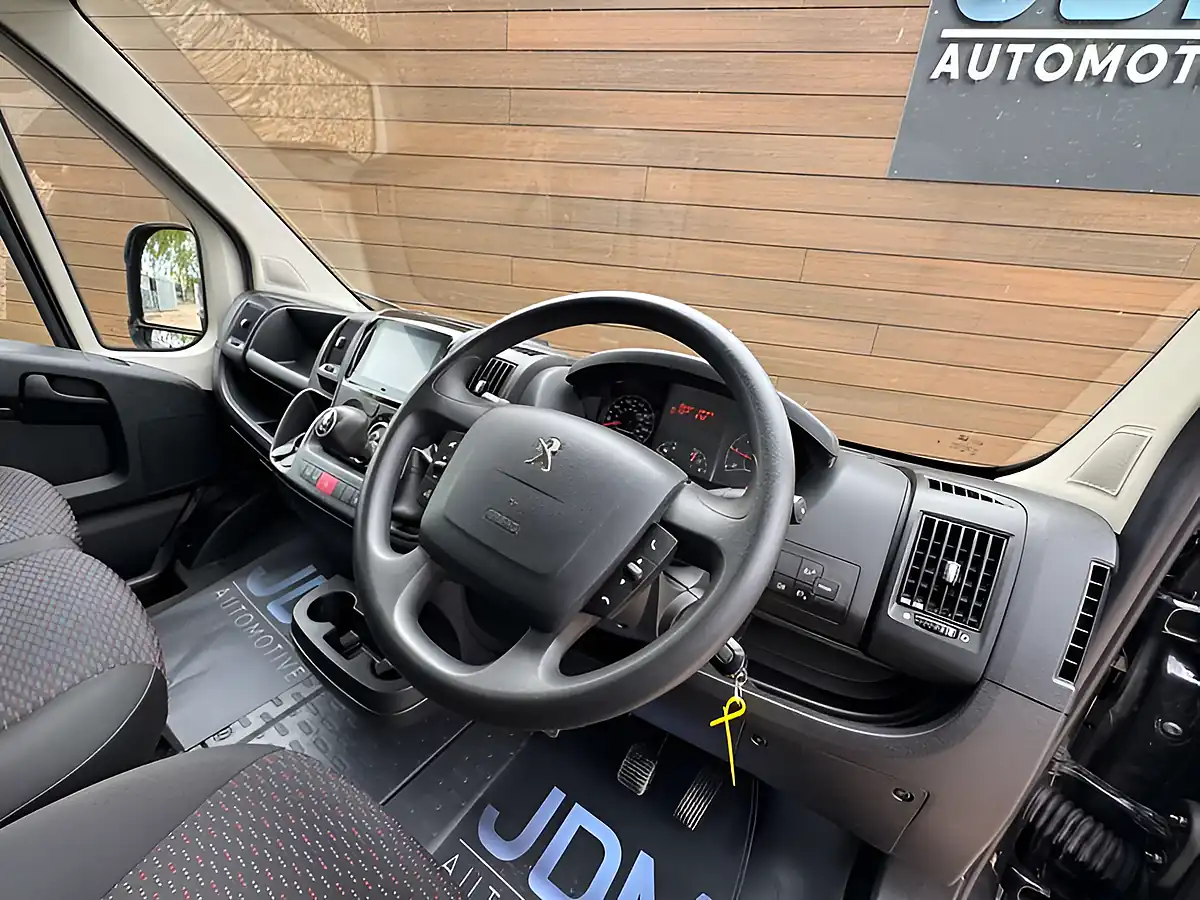 Used 2023 Peugeot Boxer Professional Premium Plus L4H2 Grey - Interior and Exterior details 17