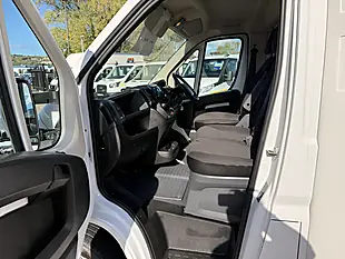 Used 2023 Peugeot Boxer Professional Premium Plus White - Interior and Exterior details 12