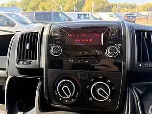 Used 2023 Peugeot Boxer Professional Premium Plus White - Interior and Exterior details 18