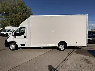 Used 2023 Peugeot Boxer Professional Premium Plus White - Interior and Exterior details 8