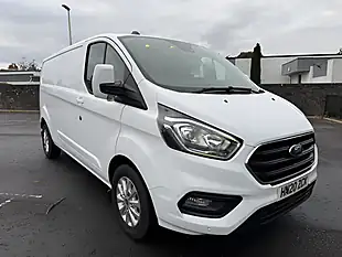 Used 2023 Peugeot Boxer Professional Premium+ White - Interior and Exterior details 7