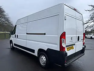 Used 2023 Peugeot Boxer Professional Premium + White - Interior and Exterior details 5
