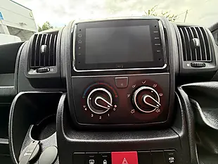 Used 2023 Peugeot Boxer Professional Premium White - Interior and Exterior details 5
